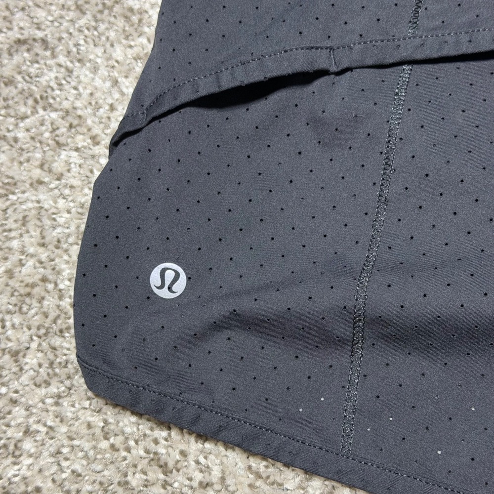 Lululemon Speed Short Perforated Black Women 4 W7AI3S Run Lined - Picture 5 of 11